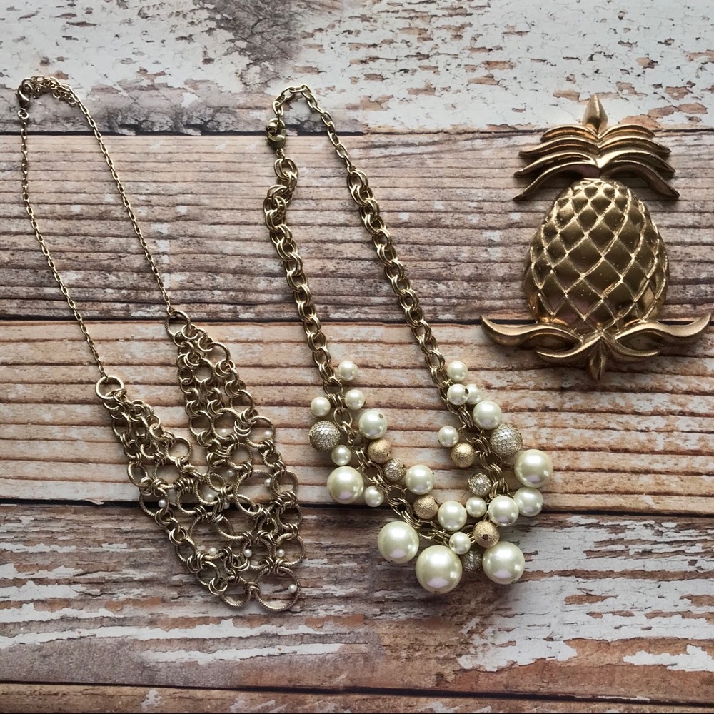 Necklaces - Picture 2 of 6